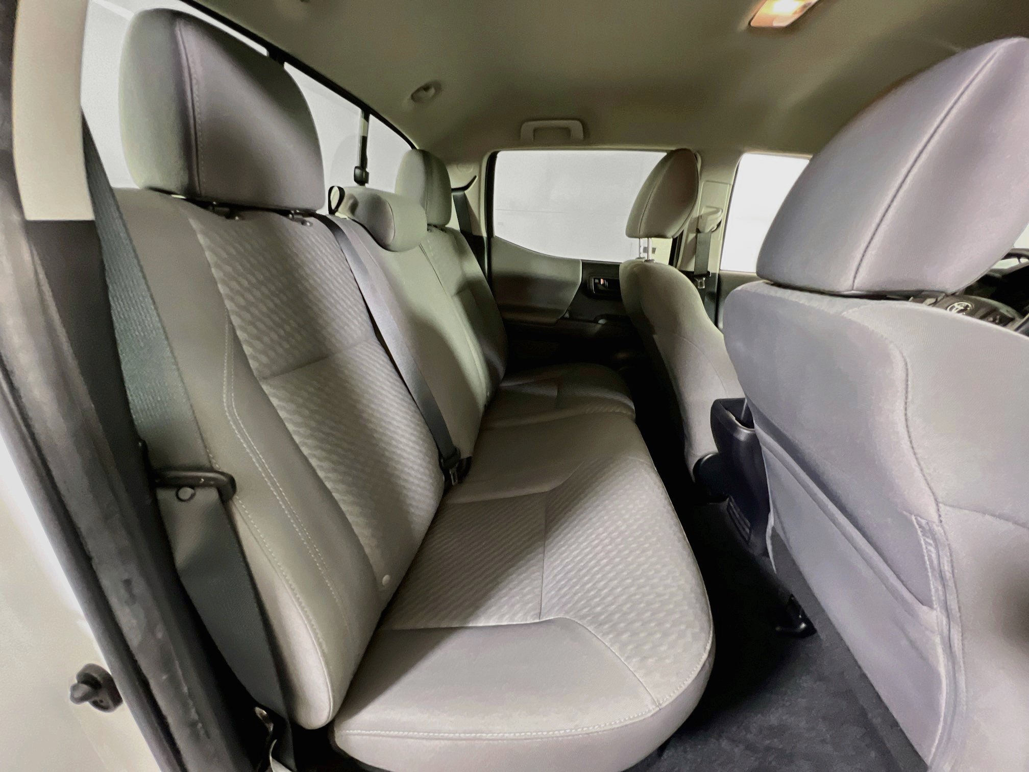 Used 2022 Toyota Tacoma SR AWD/4WD image 24