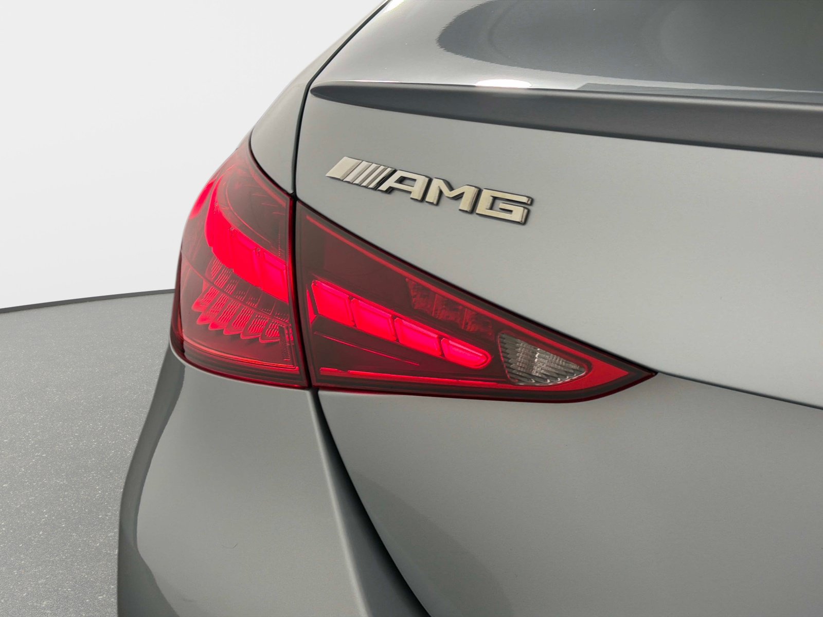 Used 2025 Mercedes-Benz C 43 AMG 4MATIC Sedan image 15