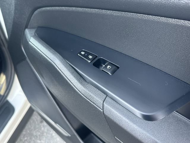 Used 2025 Kia Sportage LX image 31