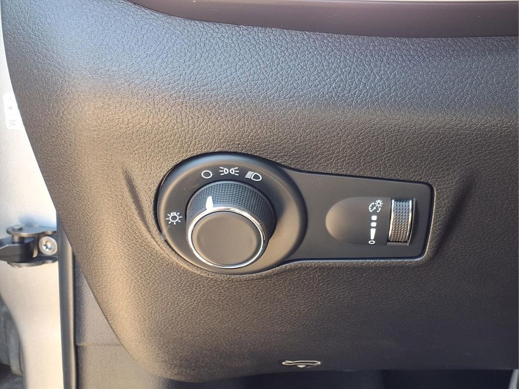 Used 2022 Jeep Compass Sport AWD/4WD image 17
