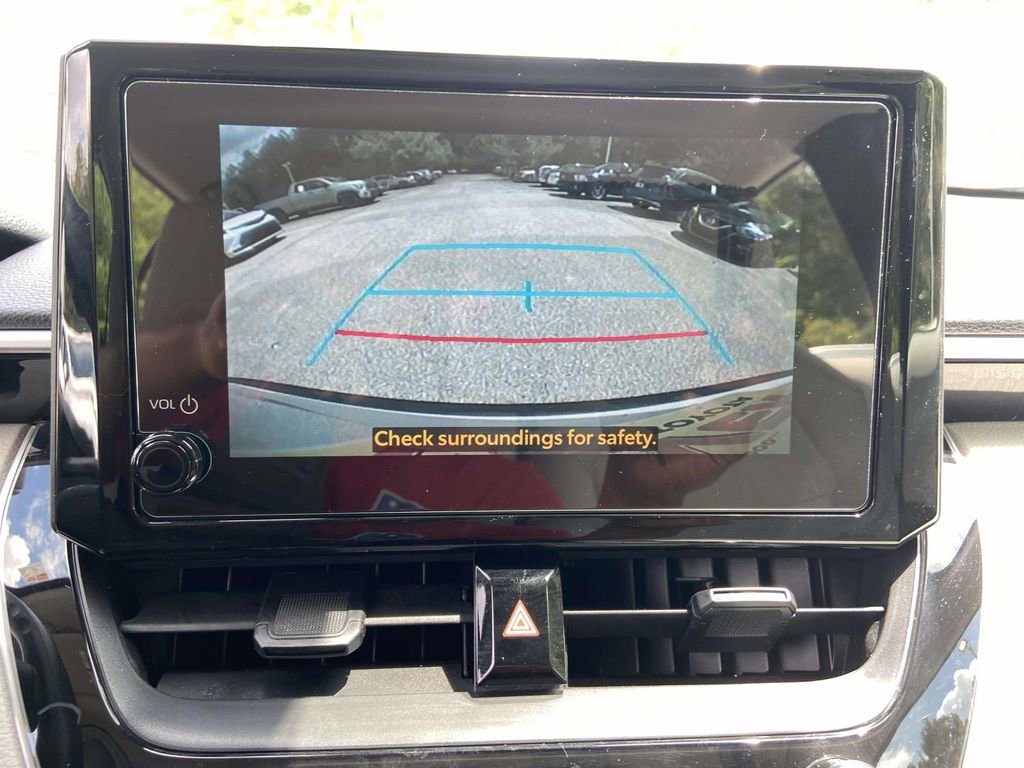 Used 2025 Toyota Corolla Cross L FWD image 18