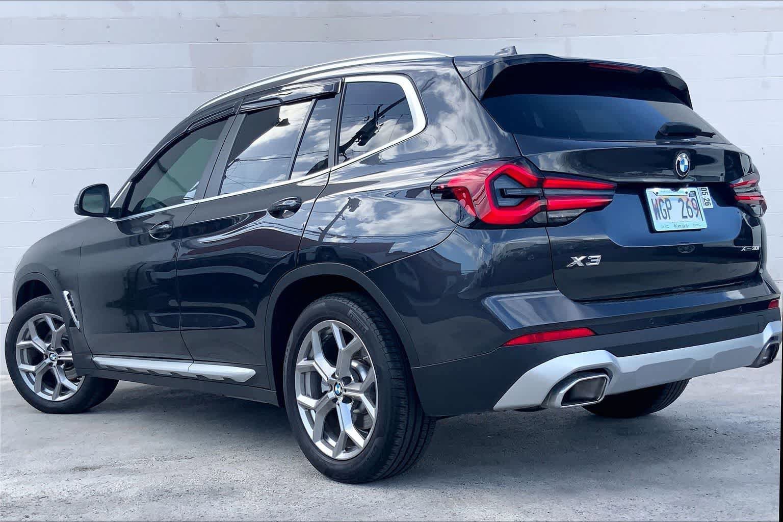 Used 2022 BMW X3 xDrive30i w/ Premium Package AWD/4WD image 5