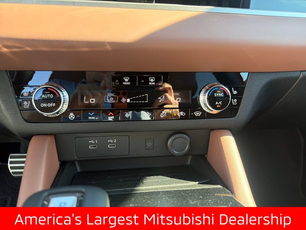 New 2026 Mitsubishi Outlander SEL AWD/4WD image 18