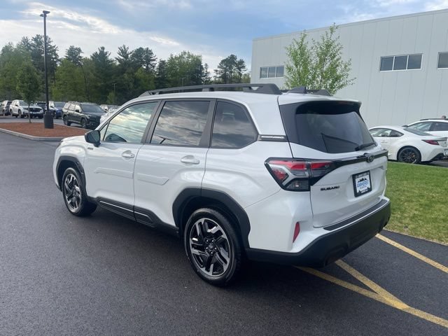 Certified 2025 Subaru Forester Premium AWD/4WD image 8