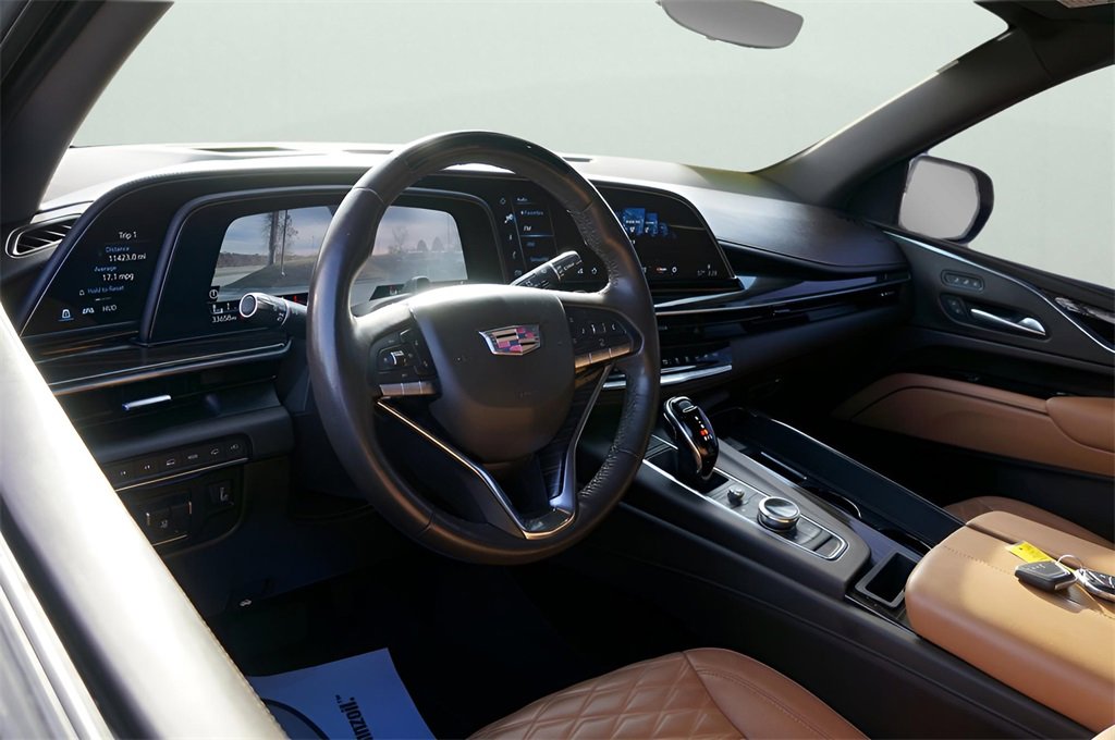 Used 2021 Cadillac Escalade Sport w/ Driver Assist Tech Package image 17