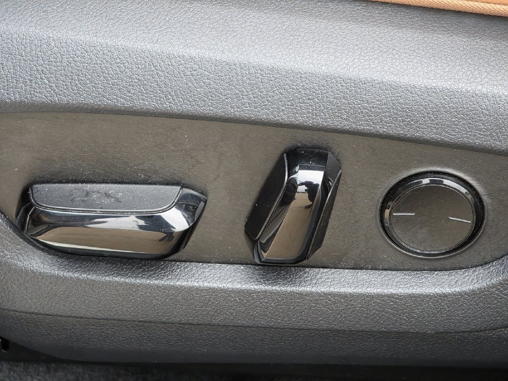 Used 2024 Lexus NX 250 FWD w/ Cold Area Package image 26