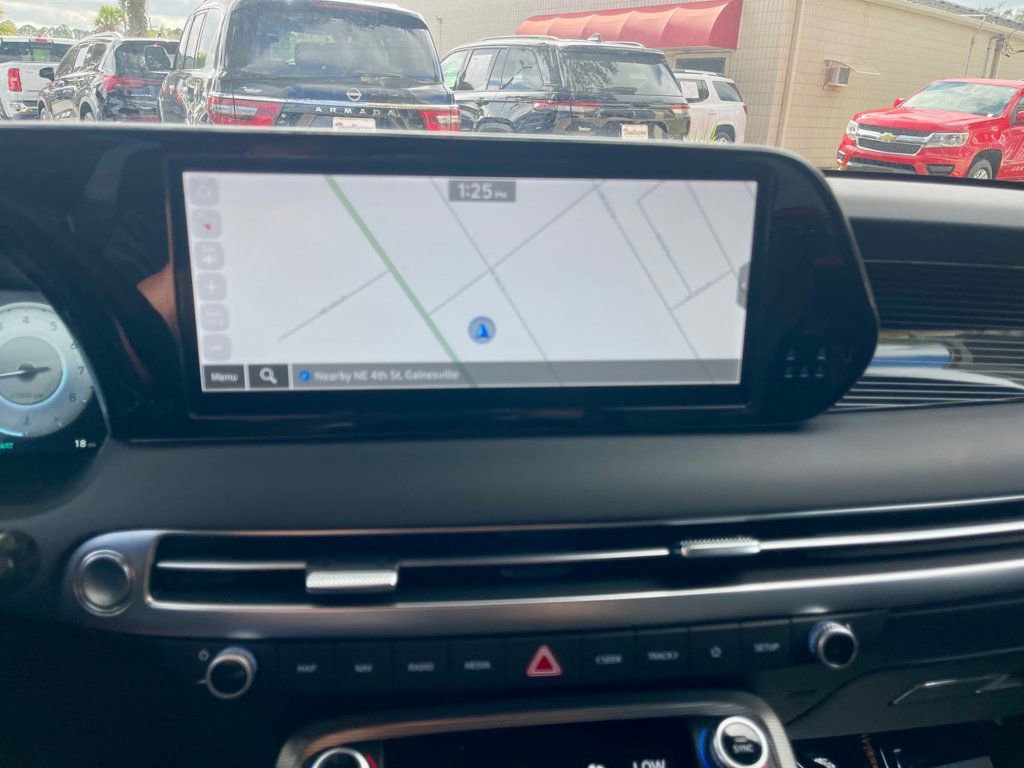 Used 2025 Hyundai Palisade Calligraphy image 17