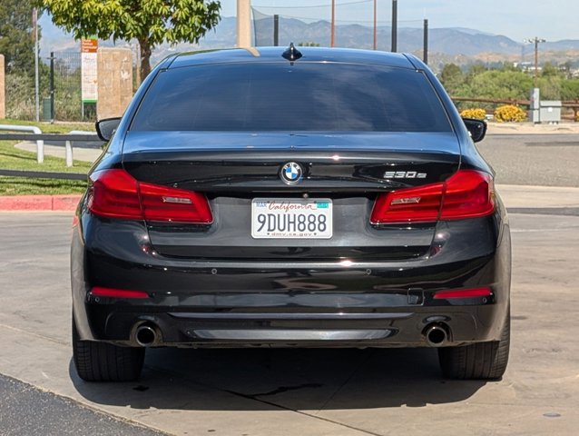 Used 2019 BMW 530e w/ Convenience Package image 6