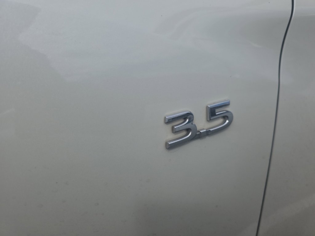 Used 2020 INFINITI QX60 Luxe w/ Sensory Package AWD/4WD image 9