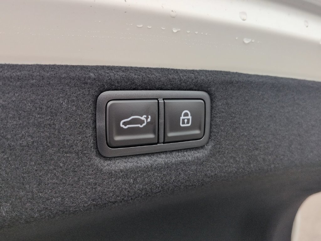 New 2027 Hyundai Sonata Limited FWD image 17