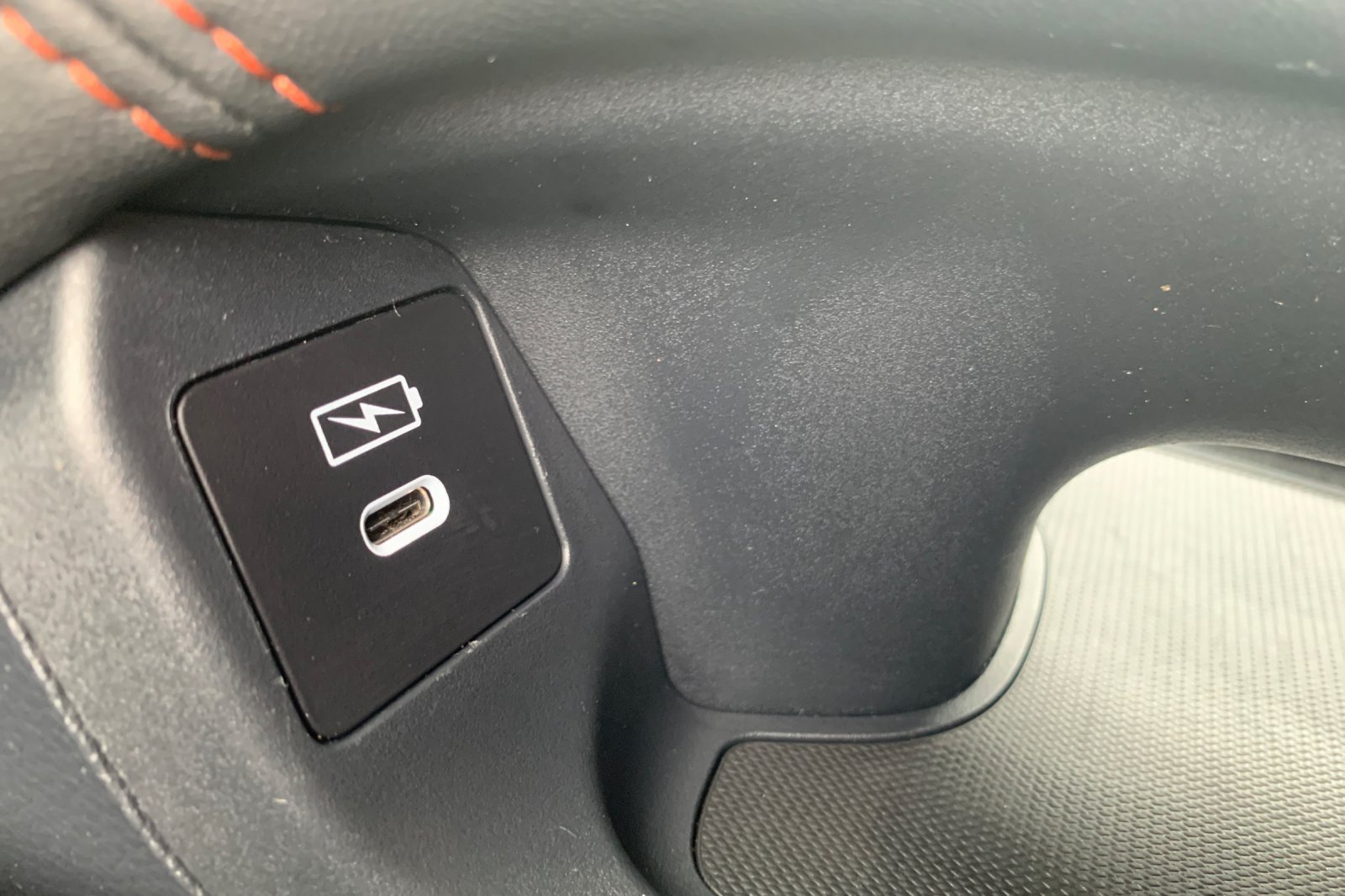 Used 2025 Honda HR-V Sport image 35
