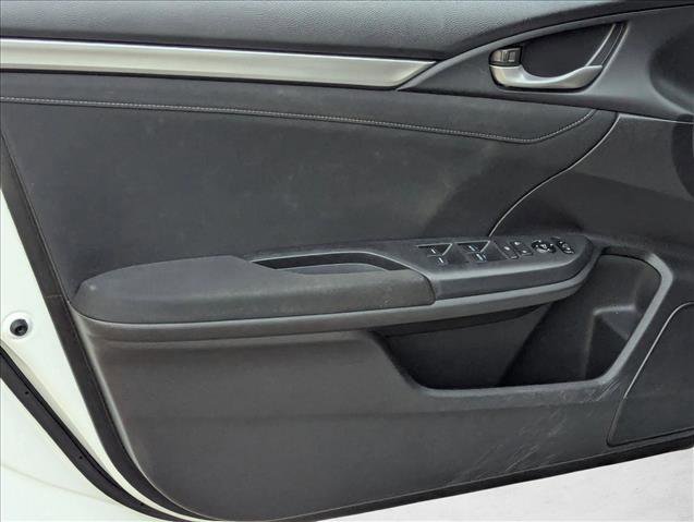 Used 2017 Honda Civic EX image 3