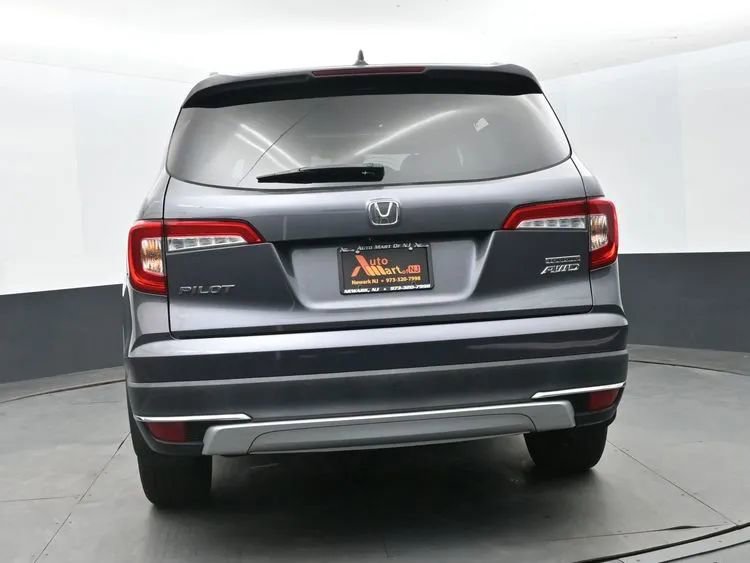 Used 2022 Honda Pilot Touring image 8