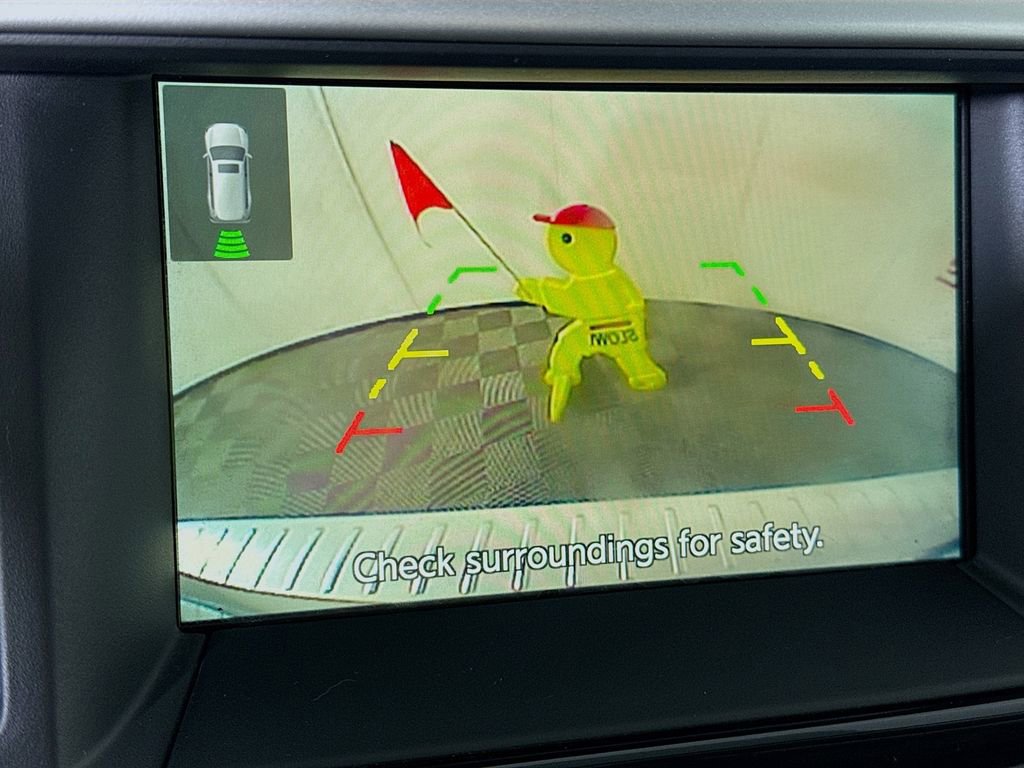 Used 2020 Nissan Pathfinder S image 6