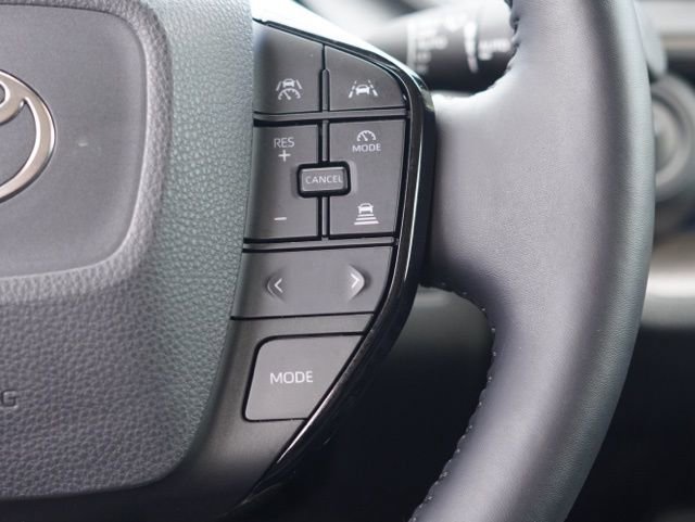 Used 2023 Toyota Prius XLE image 21