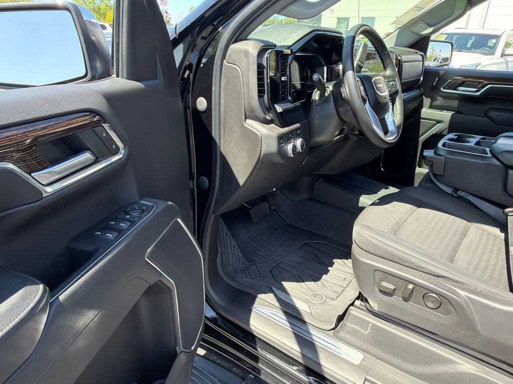 Used 2023 GMC Sierra 1500 SLE w/ LPO, GMC Protection Package AWD/4WD image 21