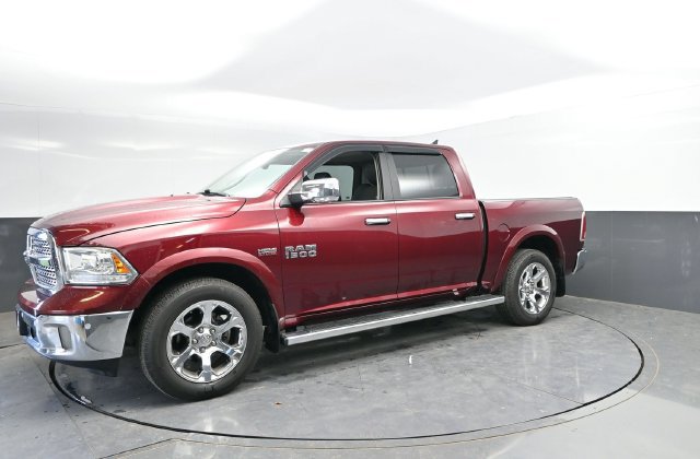 Used 2018 RAM 1500 Laramie w/ Convenience Group AWD/4WD image 7