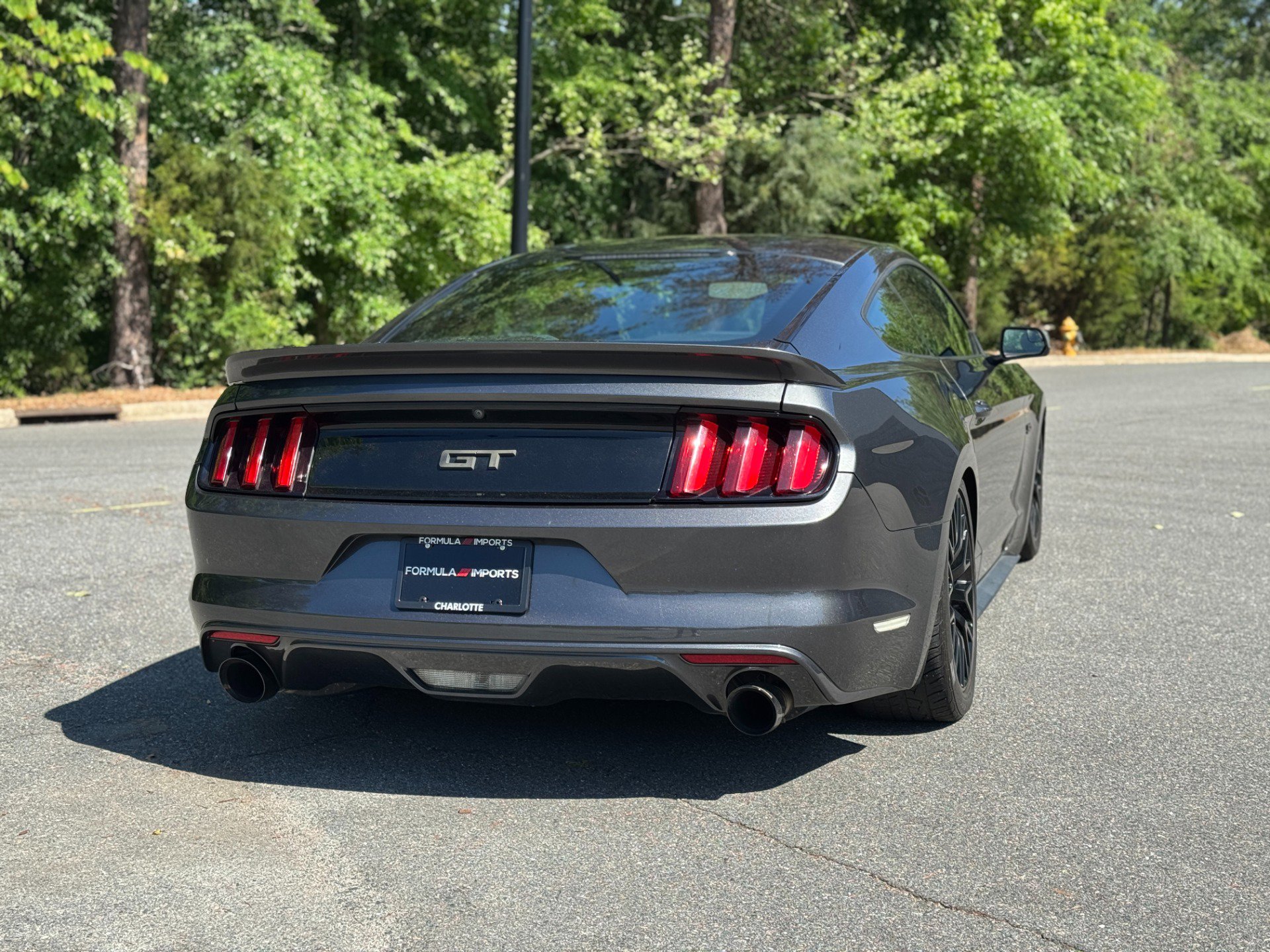 Used 2017 Ford Mustang GT w/ GT Performance Package RWD image 11