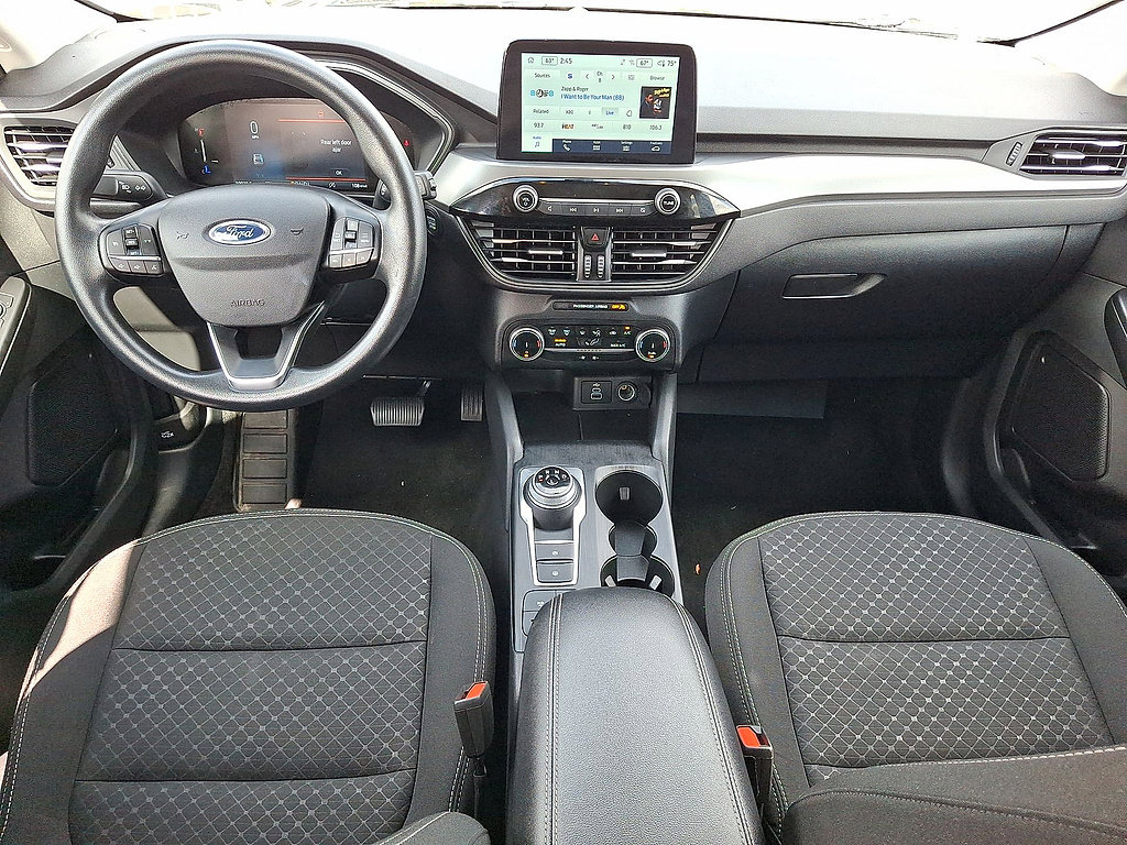 Certified 2025 Ford Escape Active AWD/4WD image 10