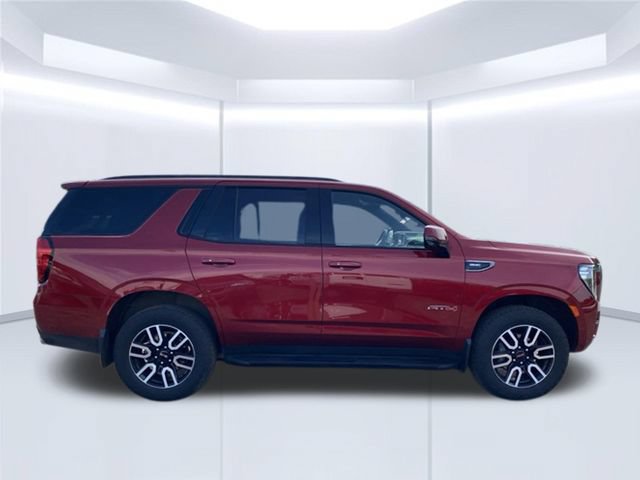 Used 2024 GMC Yukon AT4 w/ Technology Package AWD/4WD image 5