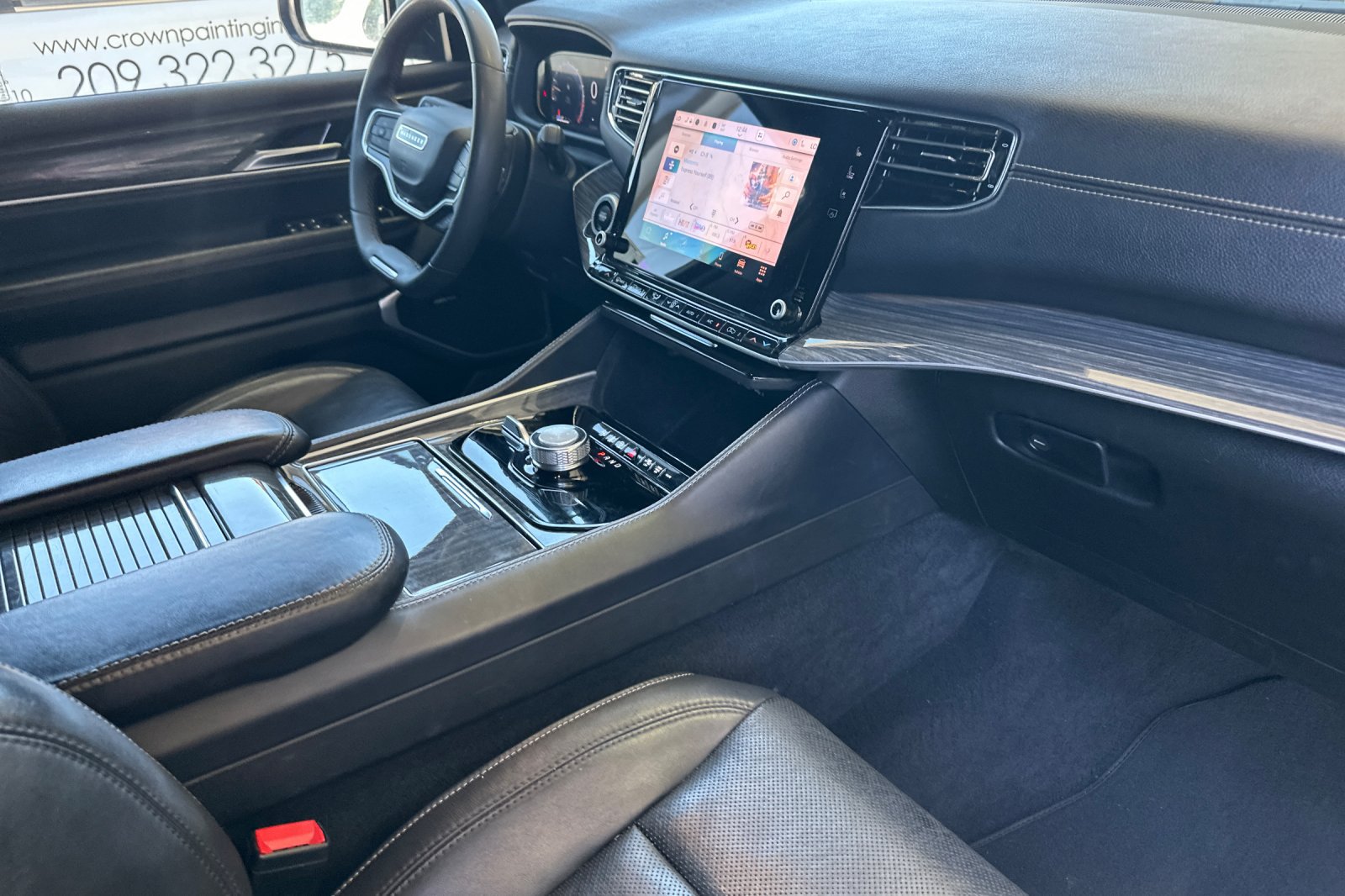 Certified 2022 Jeep Wagoneer Series II AWD/4WD image 17