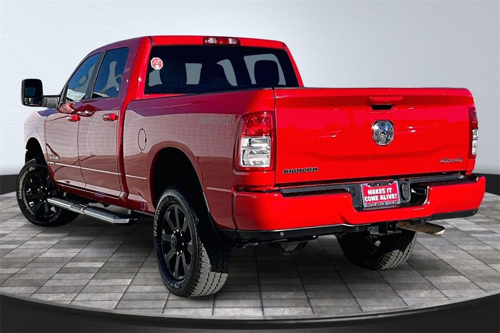 Used 2024 RAM 2500 Big Horn w/ Sport Appearance Package image 3