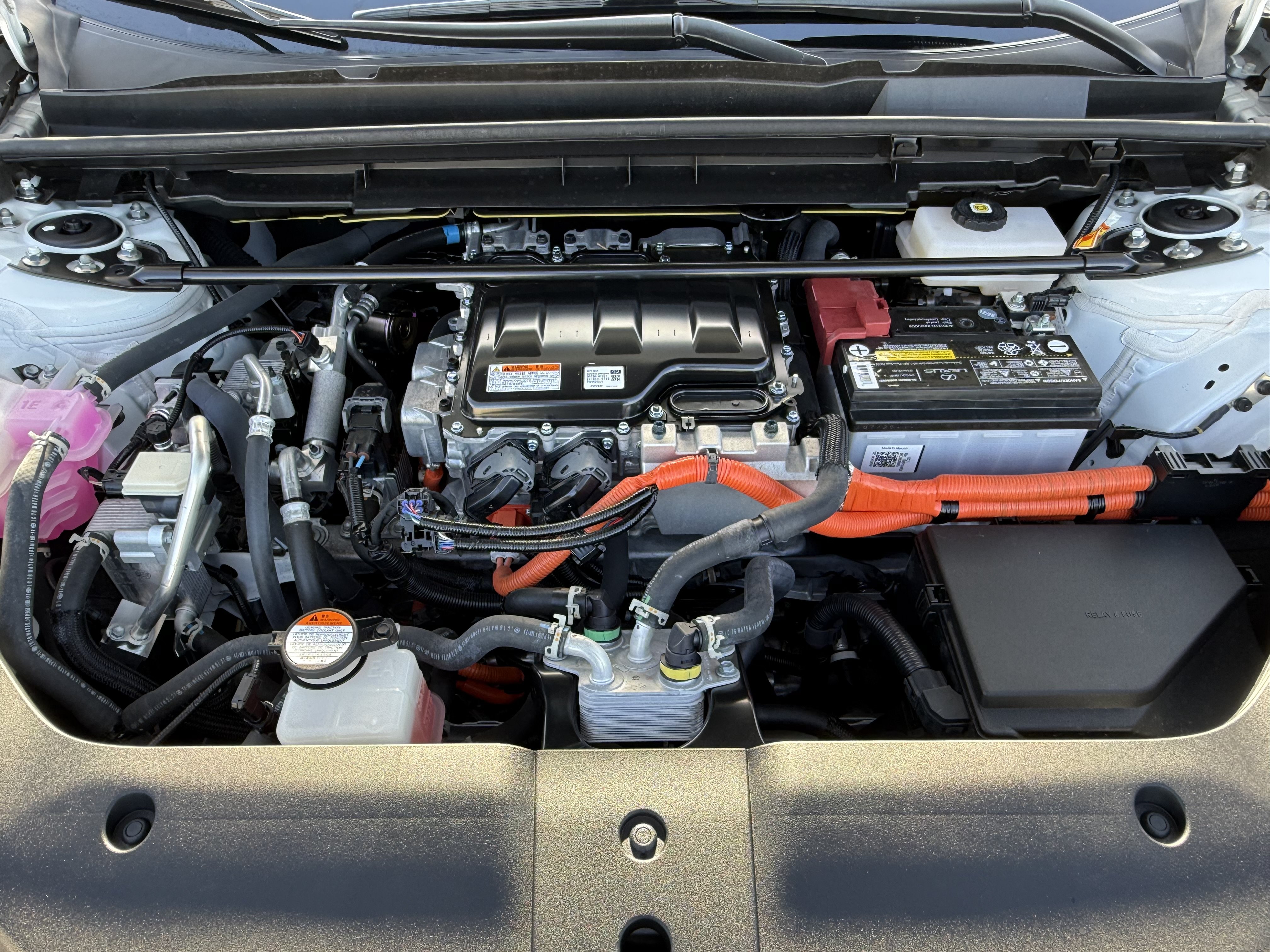 Certified 2025 Lexus RZ 300e FWD image 32