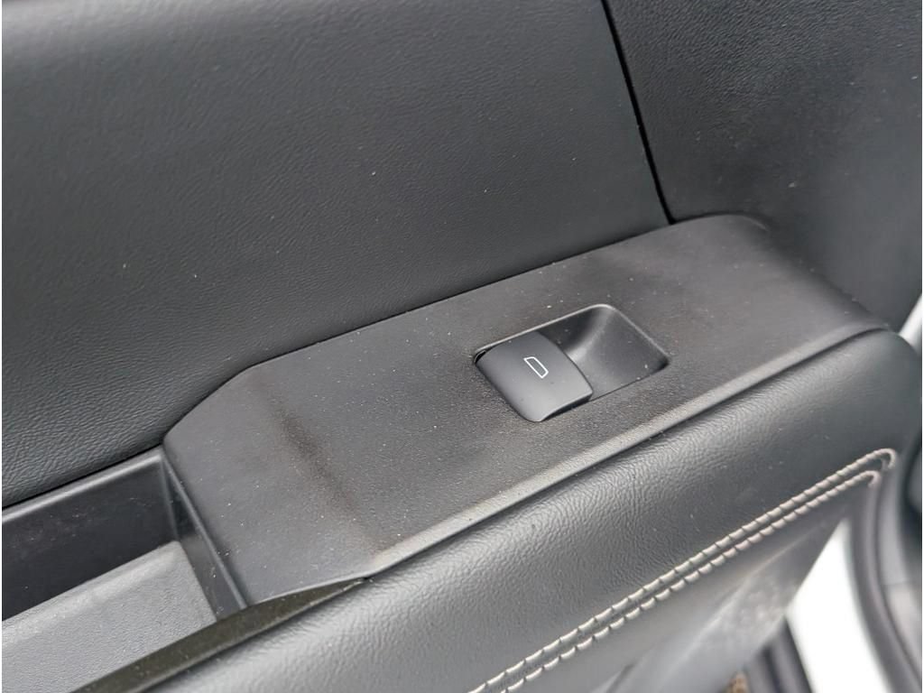 New 2026 GMC Terrain Elevation FWD image 12