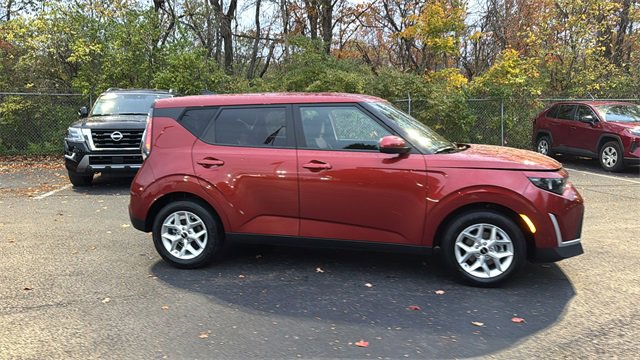 Used 2024 Kia Soul LX w/ Option Group 015 image 29