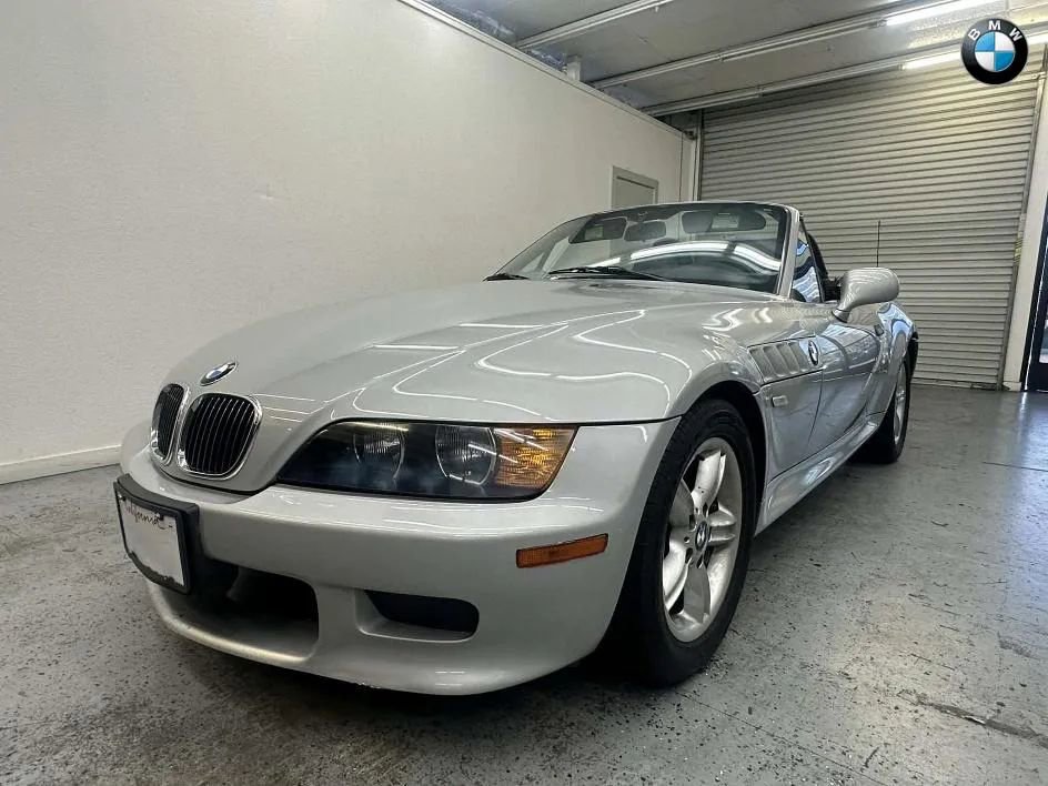 Used 2000 BMW Z3 2.5i image 3
