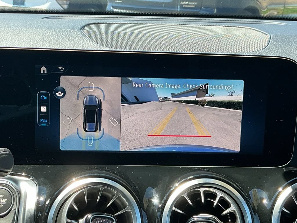 New 2026 Mercedes-Benz GLB 250 4MATIC image 30
