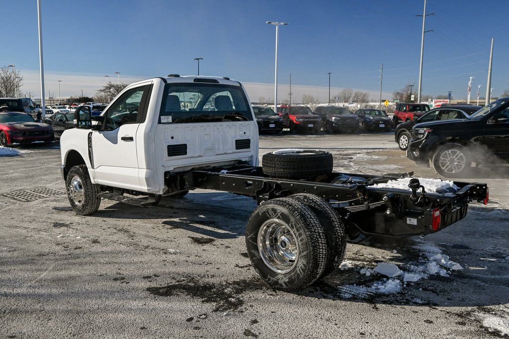 New 2026 Ford F350 XL w/ XL Chrome Package AWD/4WD image 7