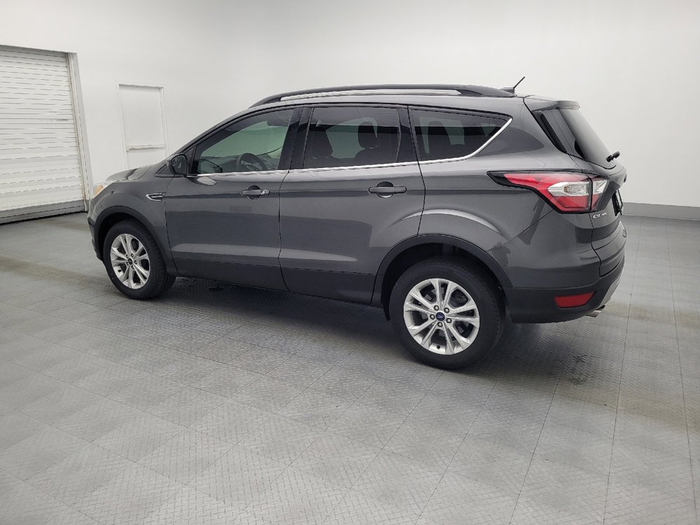 Used 2018 Ford Escape SE image 3