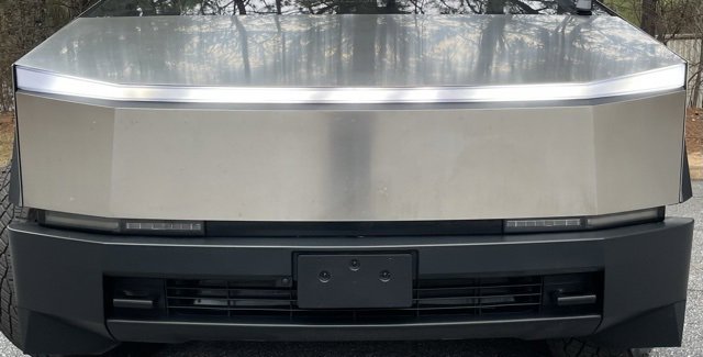 Used 2024 Tesla Cybertruck AWD Crew Cab image 3