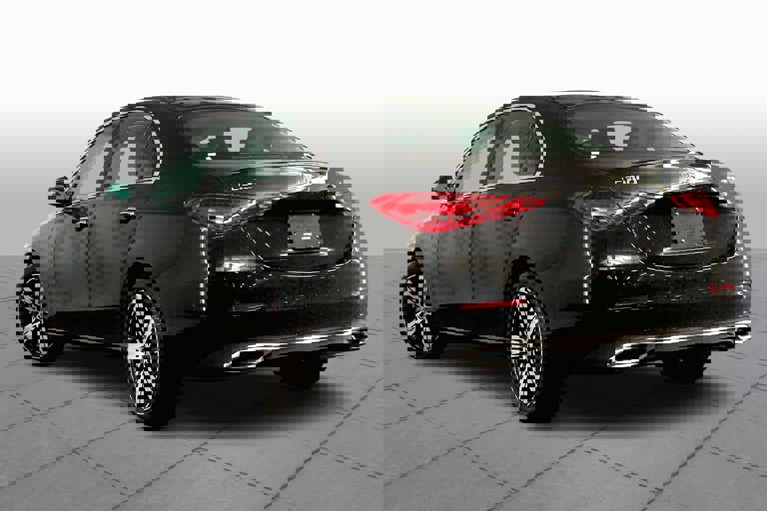 New 2025 Mercedes-Benz C 300 4MATIC Sedan image 4