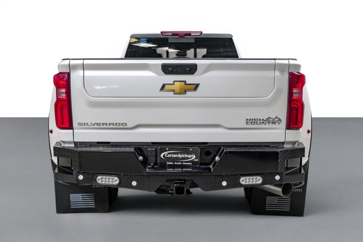 Used 2025 Chevrolet Silverado 3500 High Country w/ High Country Premium Package AWD/4WD image 7
