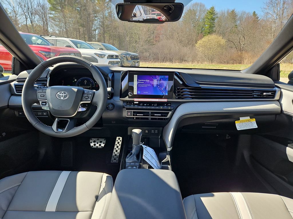 New 2026 Toyota Camry Hybrid AWD/4WD image 7