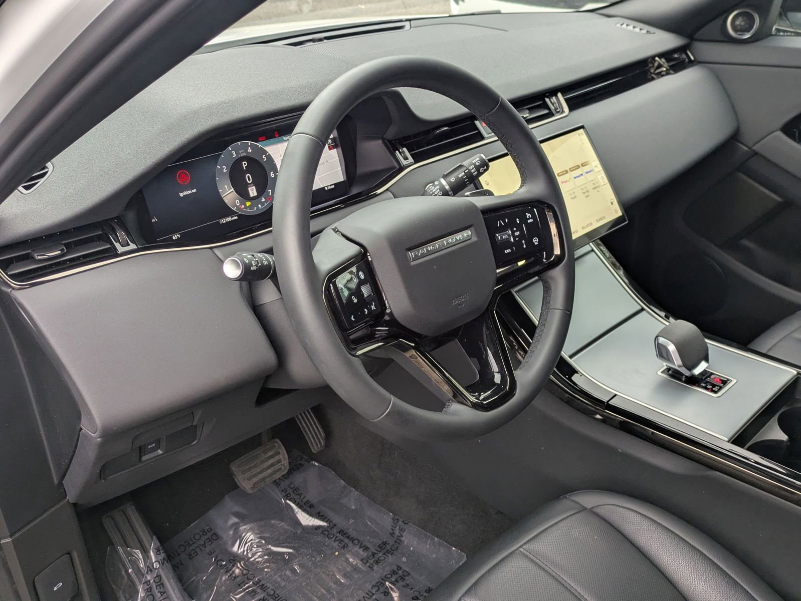 Used 2024 Land Rover Range Rover Evoque S image 13