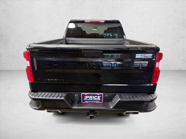 Used 2023 Chevrolet Silverado 1500 Custom Trail Boss w/ Midnight Edition AWD/4WD image 4