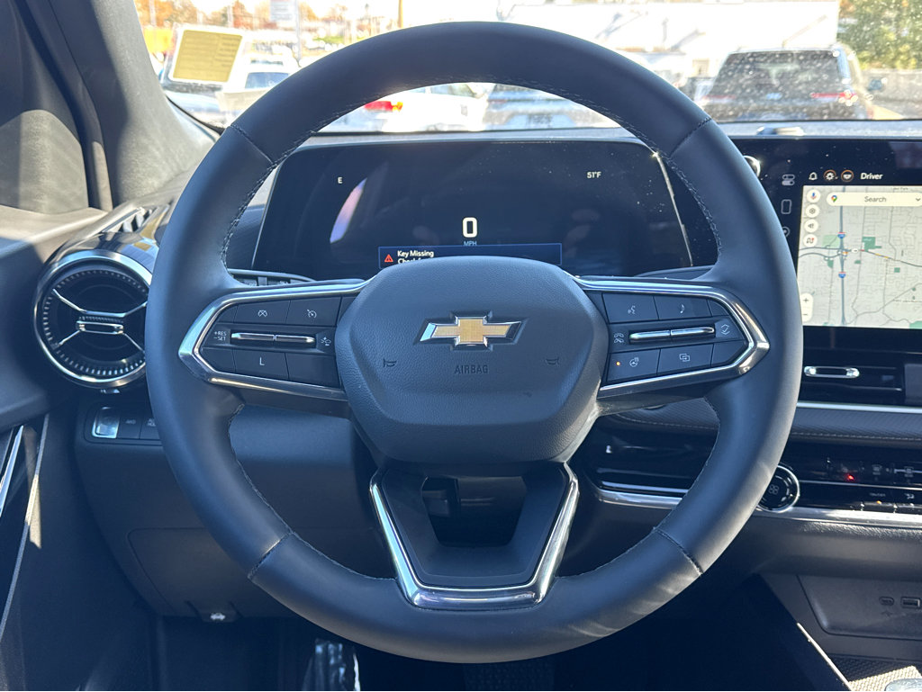 Used 2025 Chevrolet Equinox LT image 14