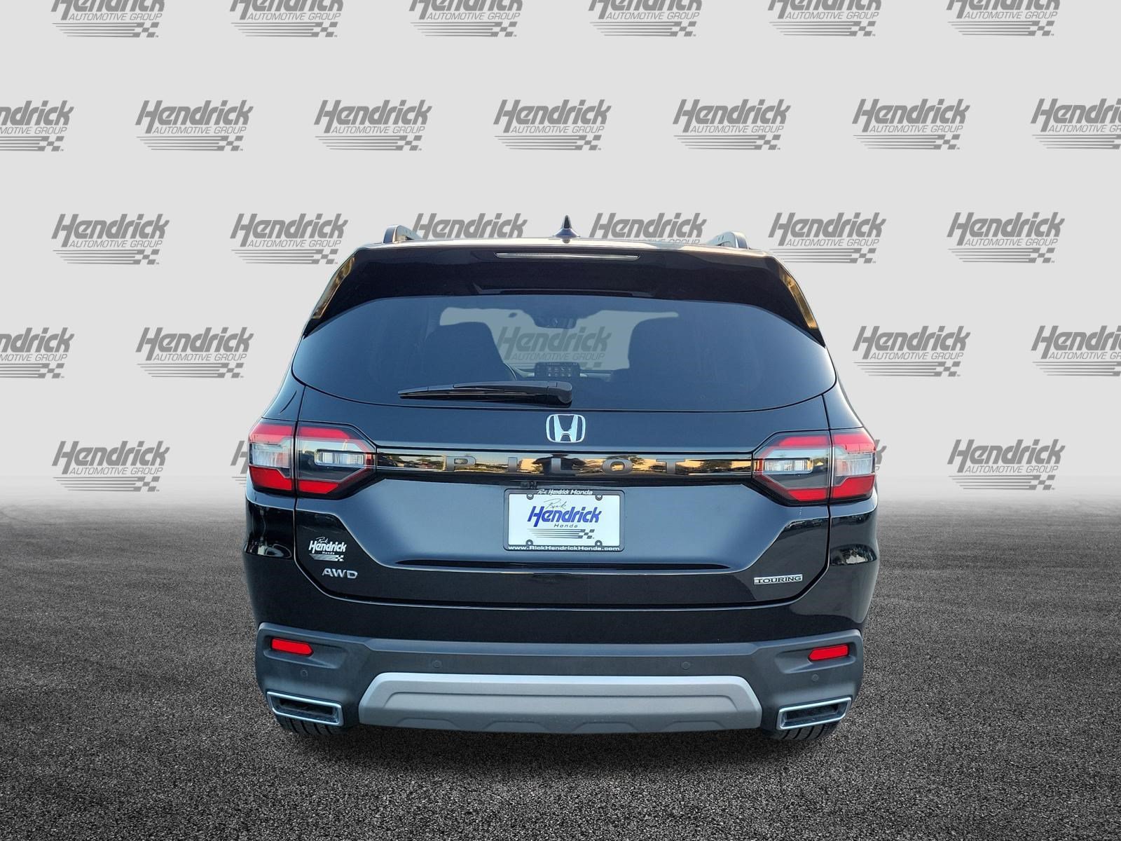 Used 2024 Honda Pilot Touring image 6