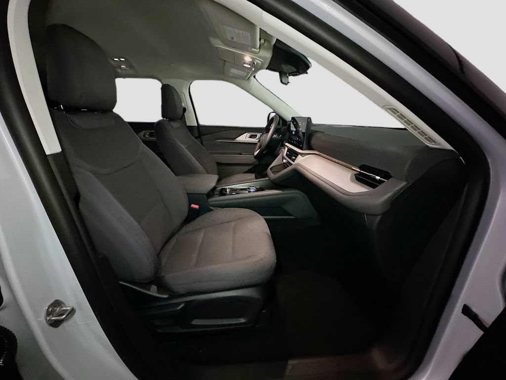 New 2026 Ford Explorer Active AWD/4WD image 34