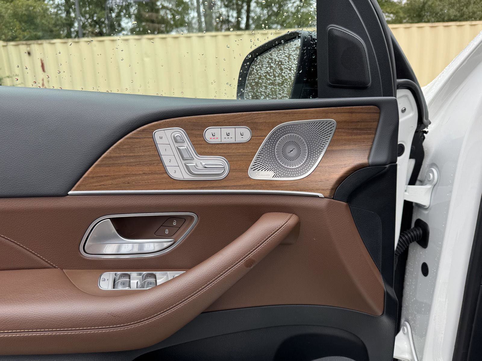 Certified 2025 Mercedes-Benz GLE 350 4MATIC image 6