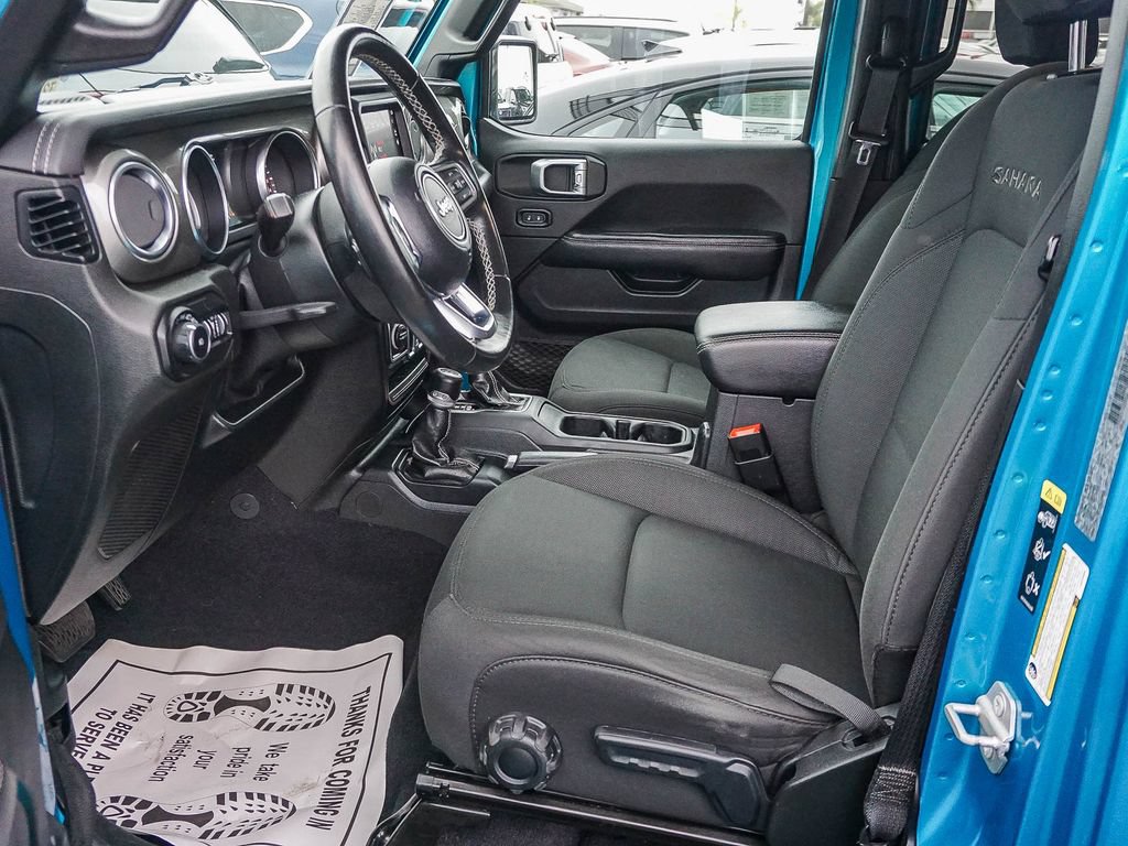 Used 2020 Jeep Wrangler Unlimited Sahara w/ Uconnect 4C Nav & Sound Group AWD/4WD image 18