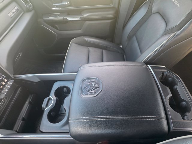 Used 2024 RAM 1500 Laramie AWD/4WD image 12