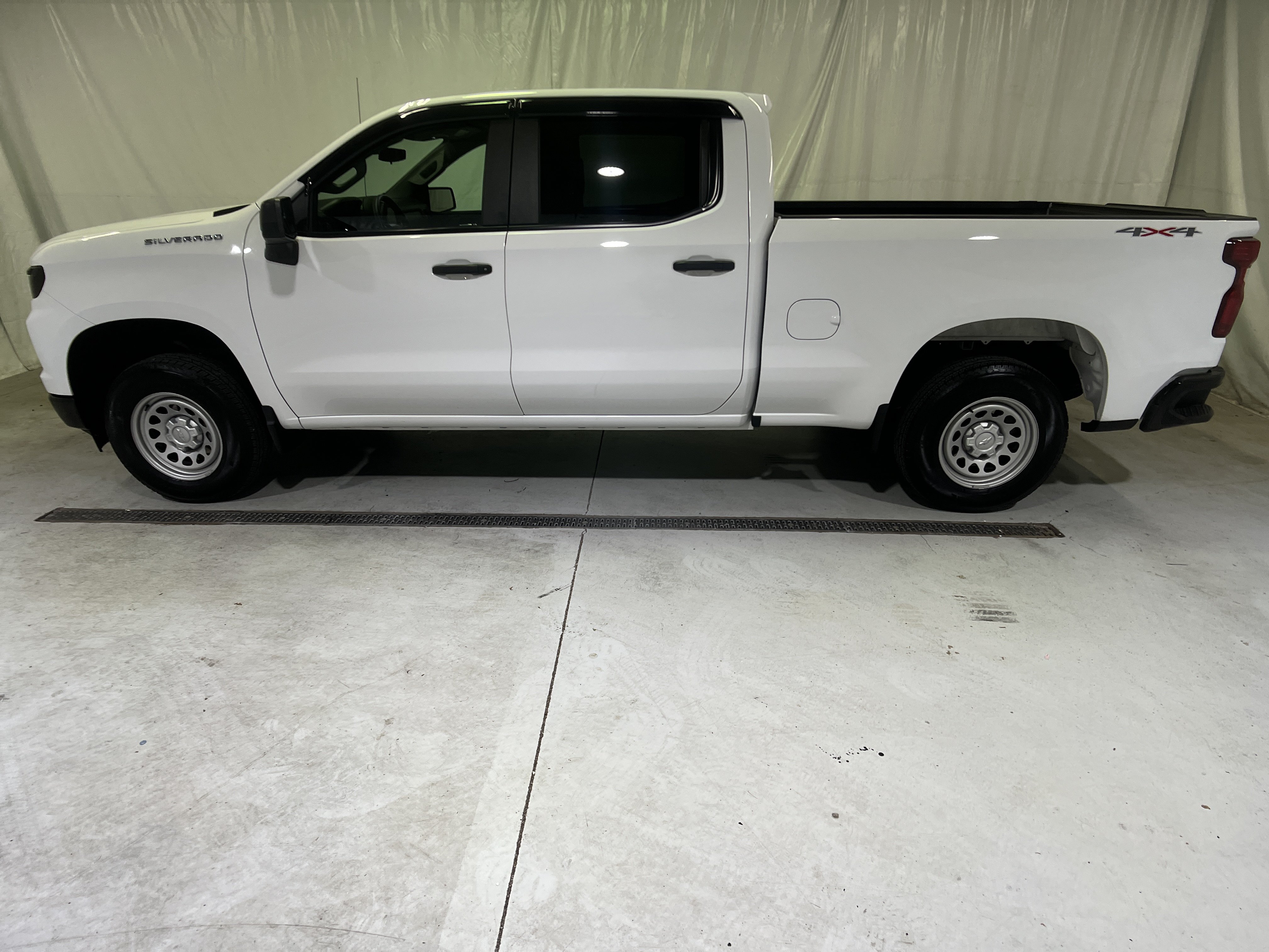 Certified 2023 Chevrolet Silverado 1500 W/T w/ WT Value Package AWD/4WD image 7