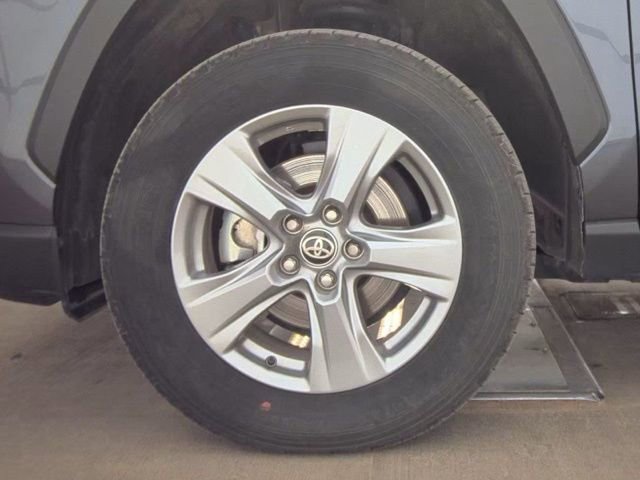 Used 2025 Toyota RAV4 XLE image 22
