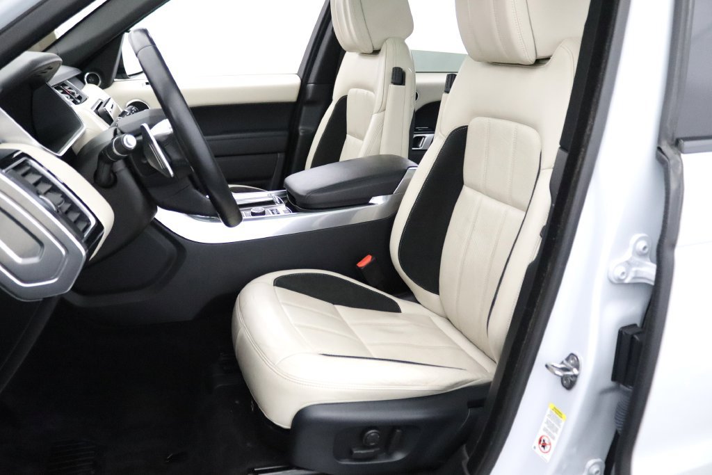 Used 2019 Land Rover Range Rover Sport Supercharged AWD/4WD image 15