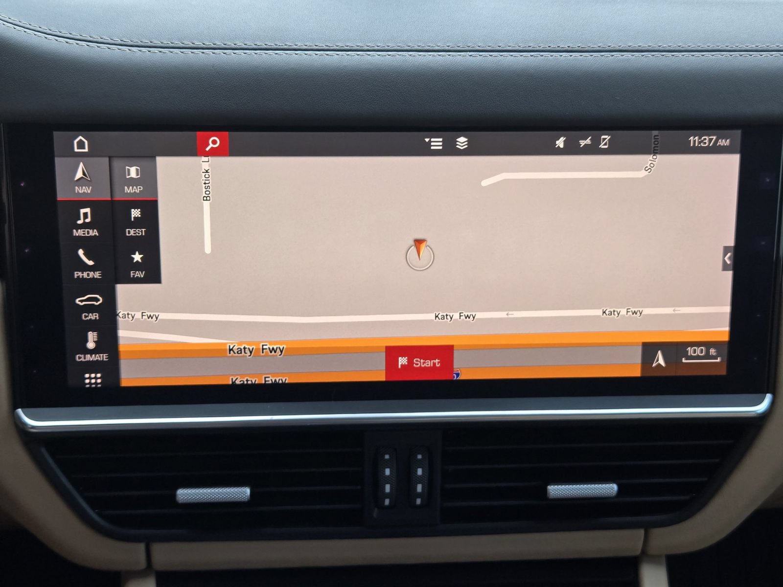 Used 2019 Porsche Cayenne AWD/4WD image 16