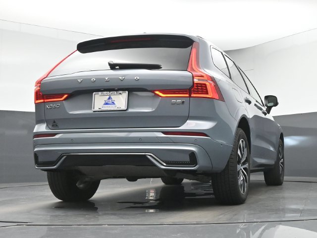 Used 2024 Volvo XC60 B5 Plus w/ Climate Package AWD/4WD image 16